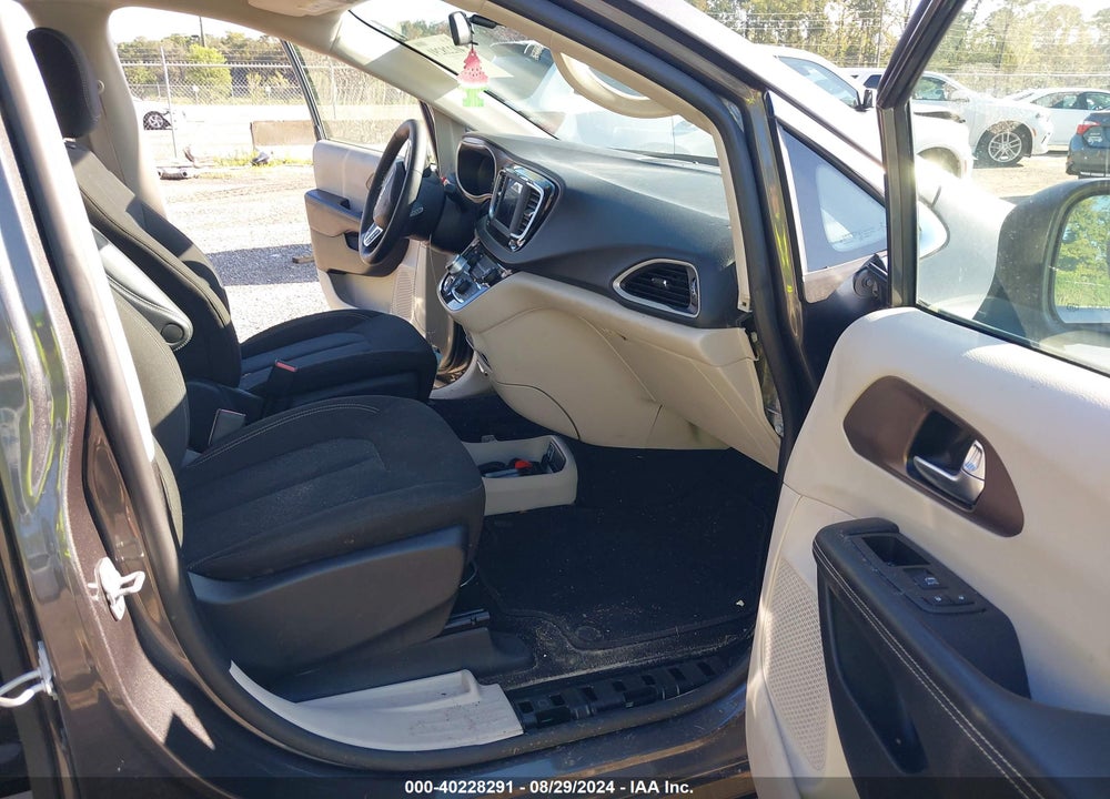 2022 CHRYSLER VOYAGER LX VIN: 2C4RC1CG0NR226775