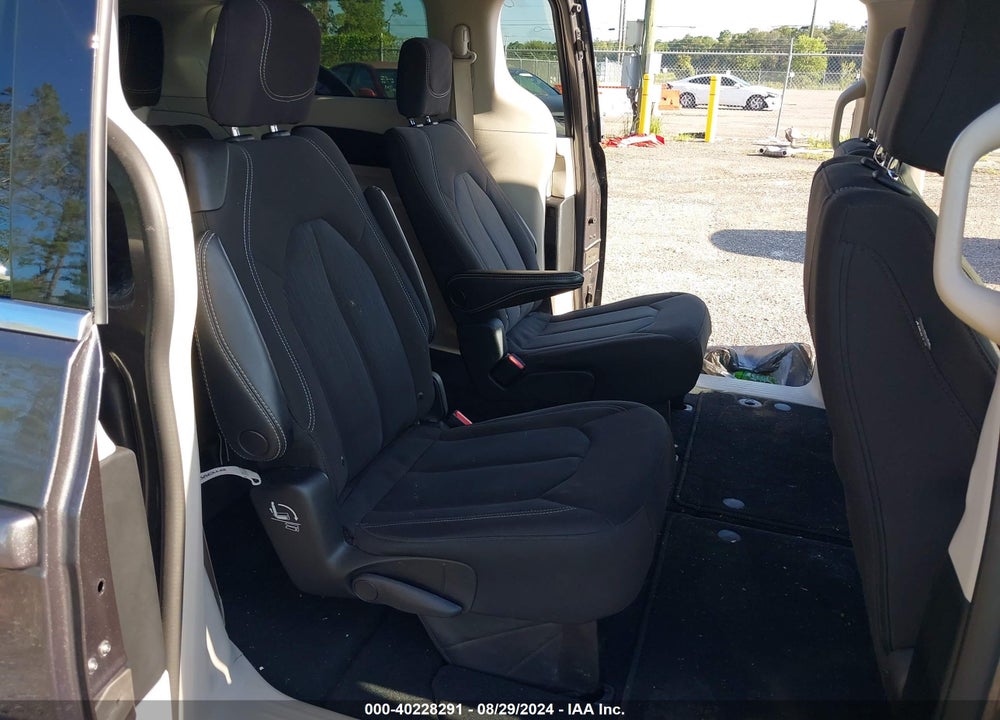 2022 CHRYSLER VOYAGER LX VIN: 2C4RC1CG0NR226775