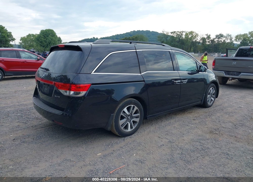 2015 HONDA ODYSSEY TOURING/TOURING ELITE VIN: 5FNRL5H98FB058818