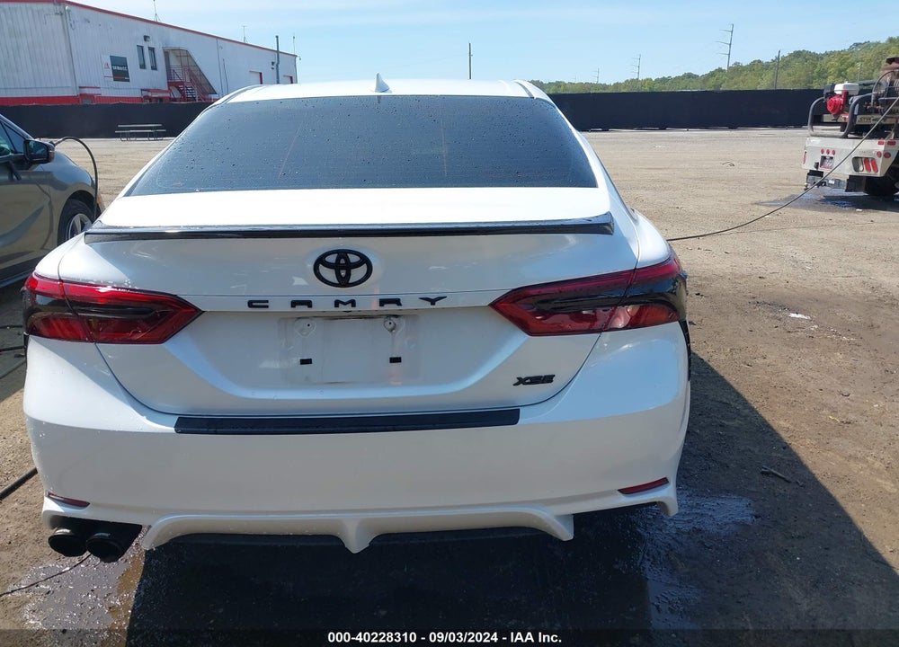 2022 TOYOTA CAMRY XSE HYBRID VIN: 4T1K31AK3NU586355