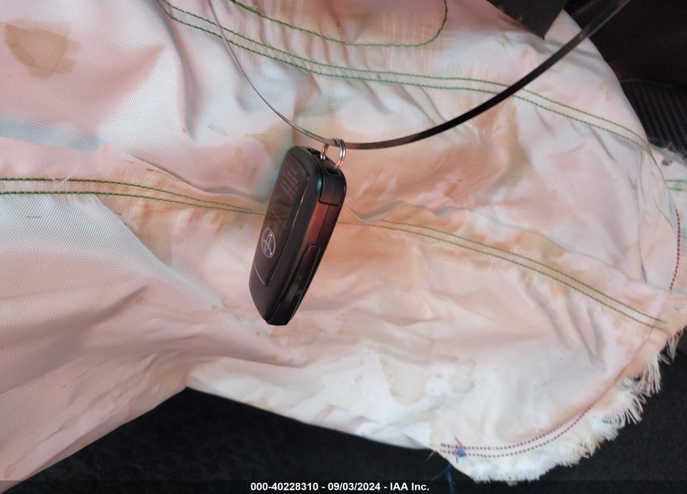 2022 TOYOTA CAMRY XSE HYBRID VIN: 4T1K31AK3NU586355