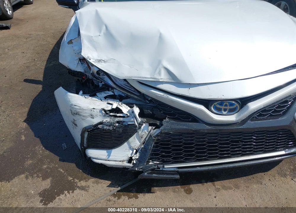 2022 TOYOTA CAMRY XSE HYBRID VIN: 4T1K31AK3NU586355