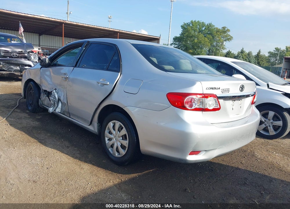 2011 TOYOTA COROLLA LE VIN: 2T1BU4EE7BC651840