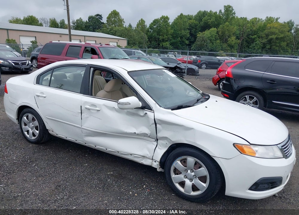 2009 KIA OPTIMA LX VIN: KNAGE228095310385