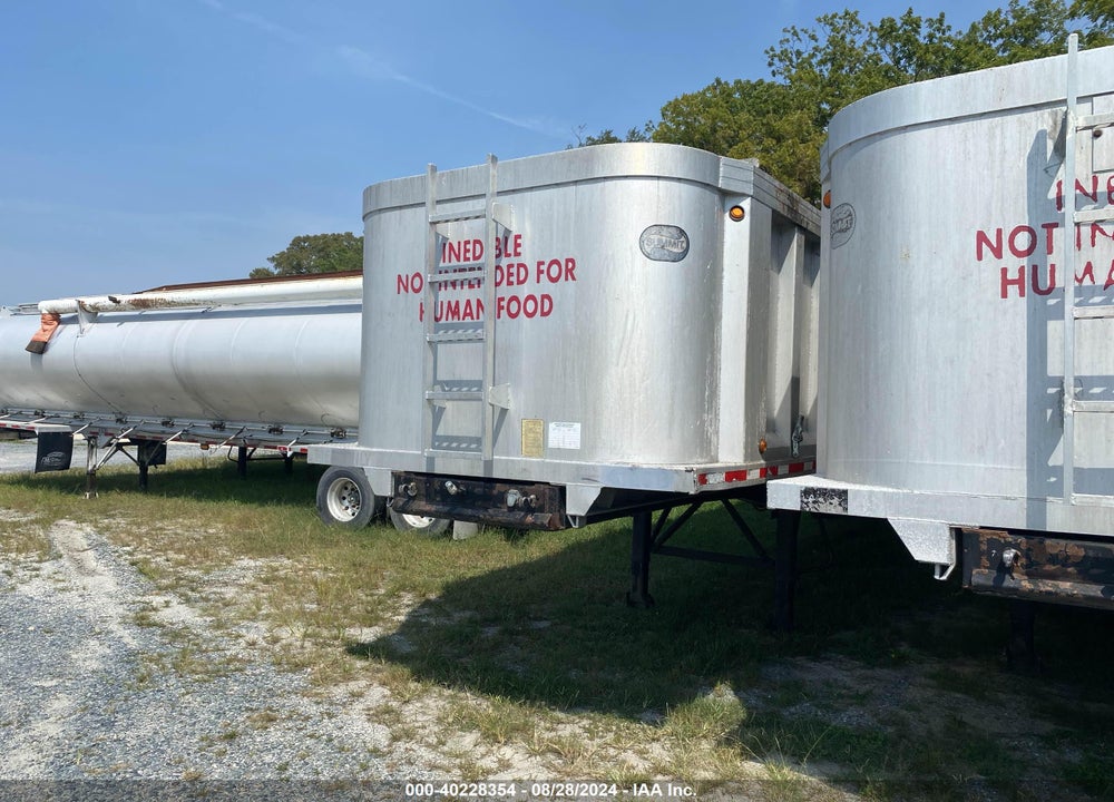 2012 SUMMIT TRAILER SALES INC TRAILER VIN: 1S8AD4027C0012308