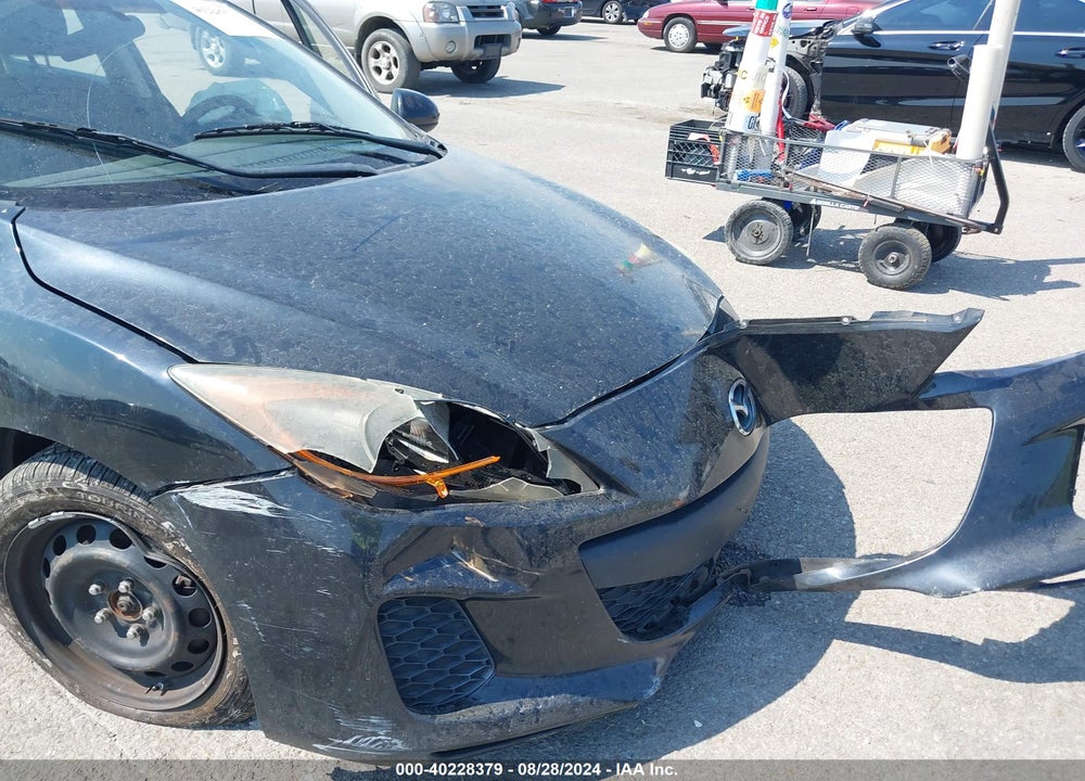 2013 MAZDA 3 I SPORT VIN: JM1BL1U71D1704012