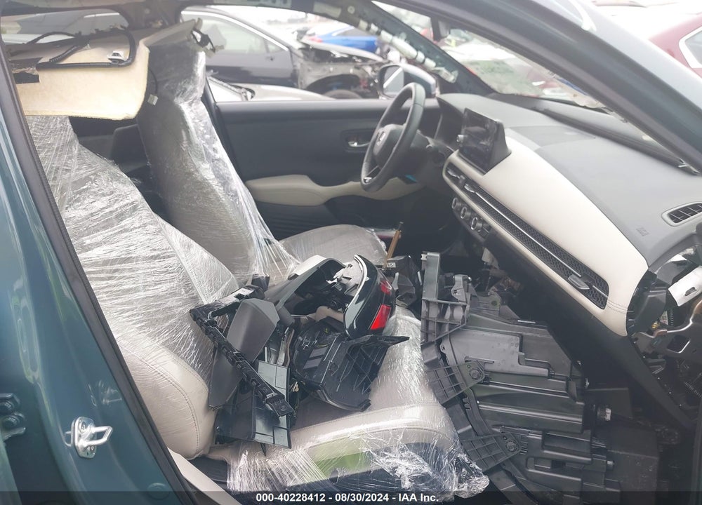 2024 HONDA HR-V 2WD EX-L/2WD EX-L W/O BSI VIN: 3CZRZ1H77RM723112