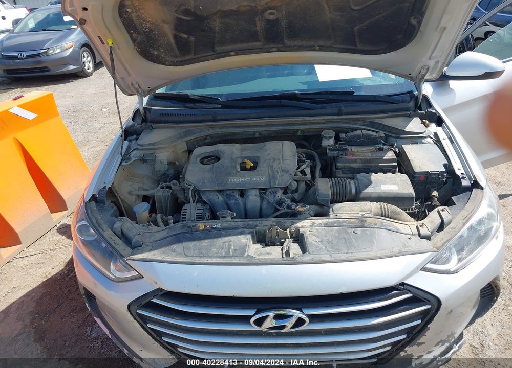 2018 HYUNDAI ELANTRA SEL VIN: 5NPD84LF0JH300353