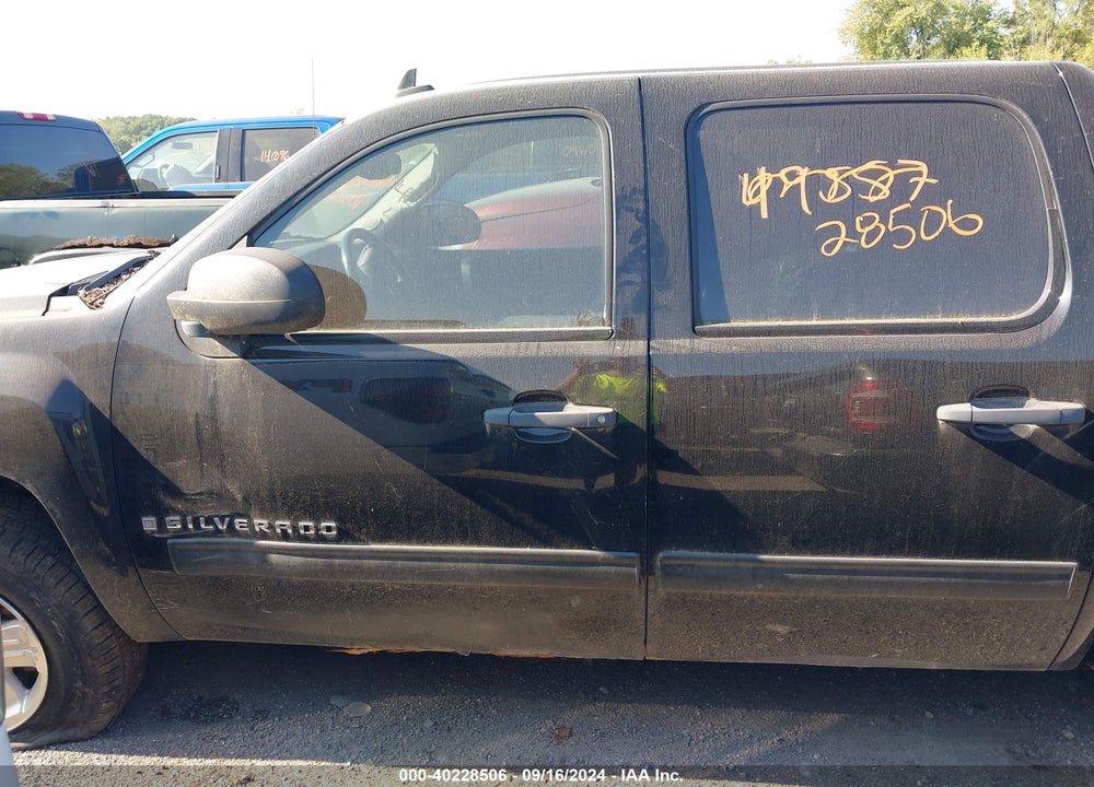 2009 CHEVROLET SILVERADO 1500 LT VIN: 3GCEK23379G174111