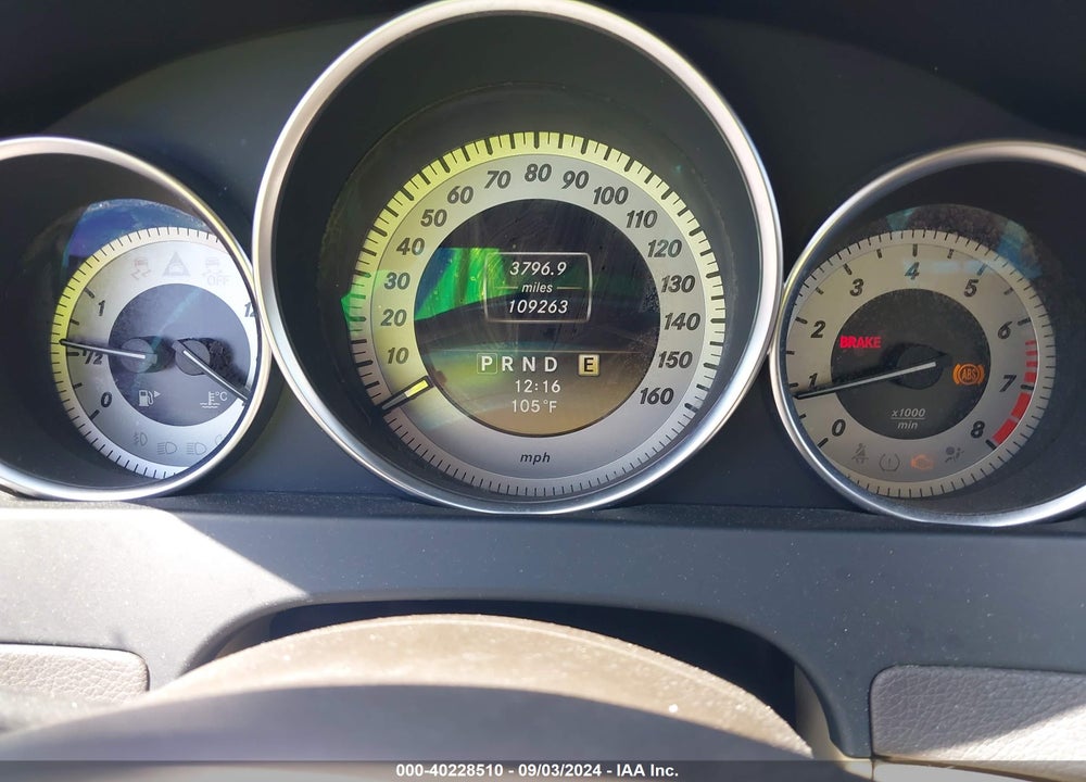 2012 MERCEDES-BENZ C 250 LUXURY/SPORT VIN: WDDGF4HB0CA605361