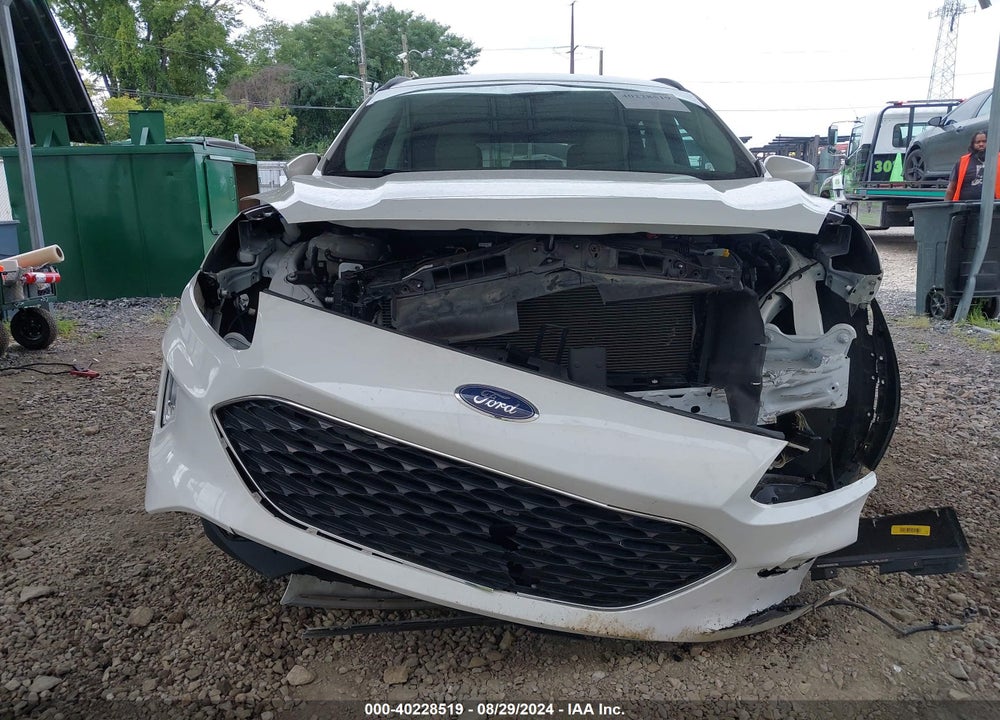 2021 FORD ESCAPE SEL VIN: 1FMCU9H97MUB33017