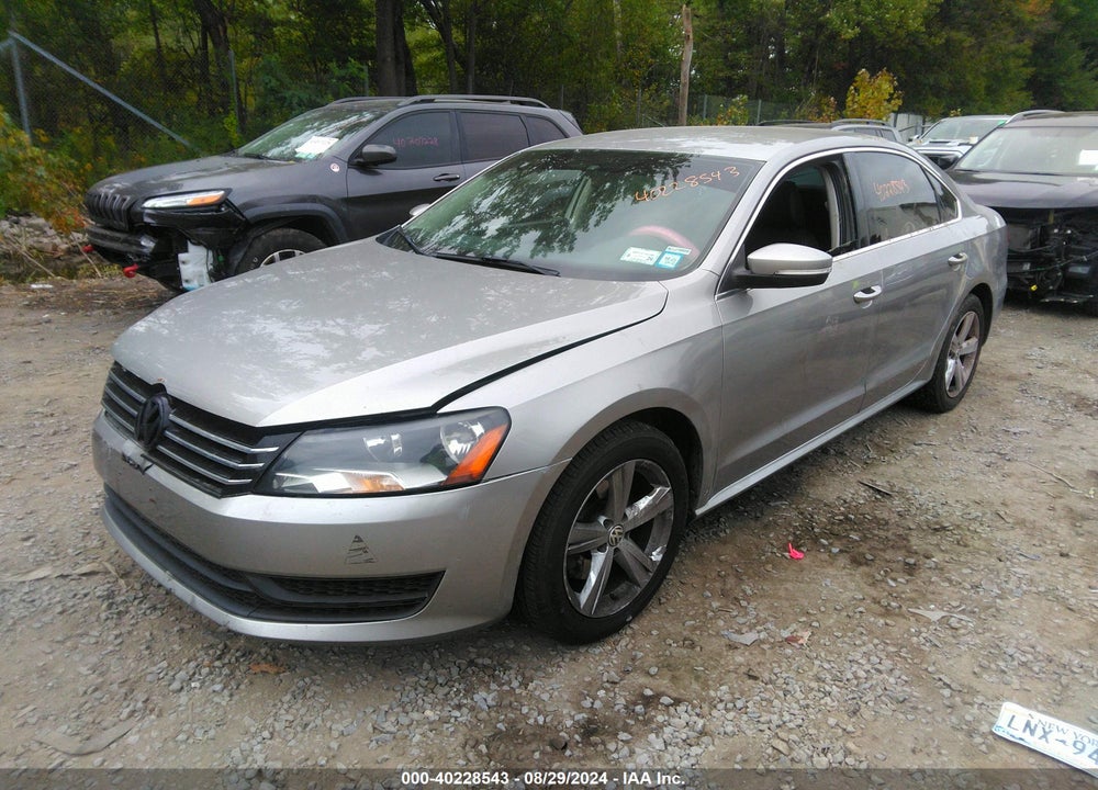 2013 VOLKSWAGEN PASSAT 2.5L SE VIN: 1VWBP7A38DC031956