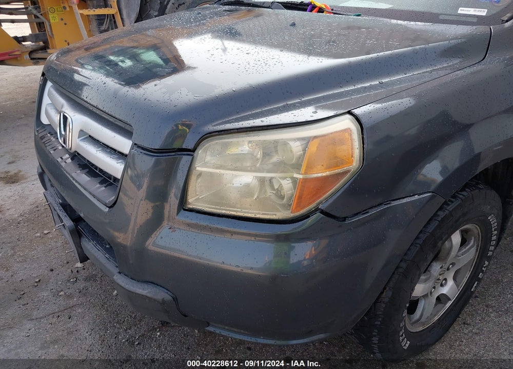 2006 HONDA PILOT EX VIN: 5FNYF28416B030042