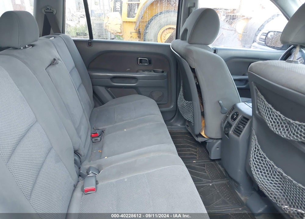 2006 HONDA PILOT EX VIN: 5FNYF28416B030042