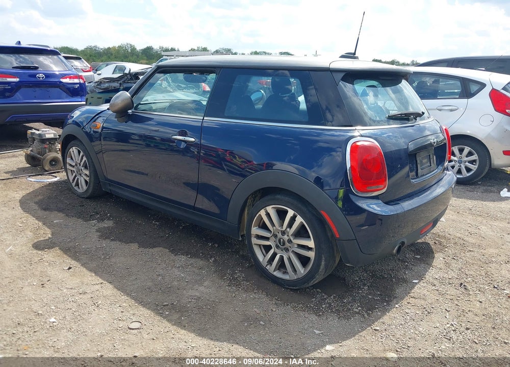 2017 MINI HARDTOP COOPER VIN: WMWXP5C30H3C64018