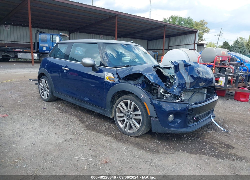 2017 MINI HARDTOP COOPER VIN: WMWXP5C30H3C64018
