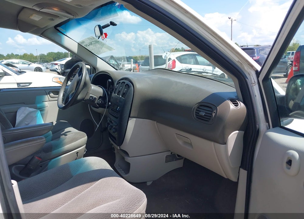 2005 DODGE GRAND CARAVAN SE VIN: 1D8GP24R85B275451
