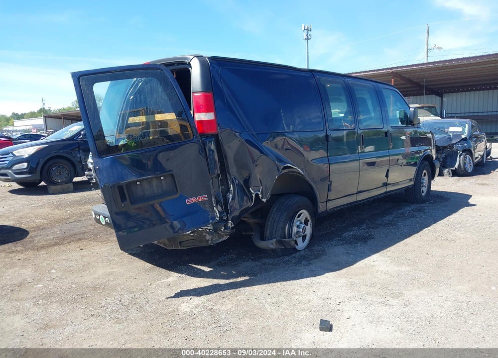 2005 GMC SAVANA STANDARD VIN: 1GTFG15X351230957