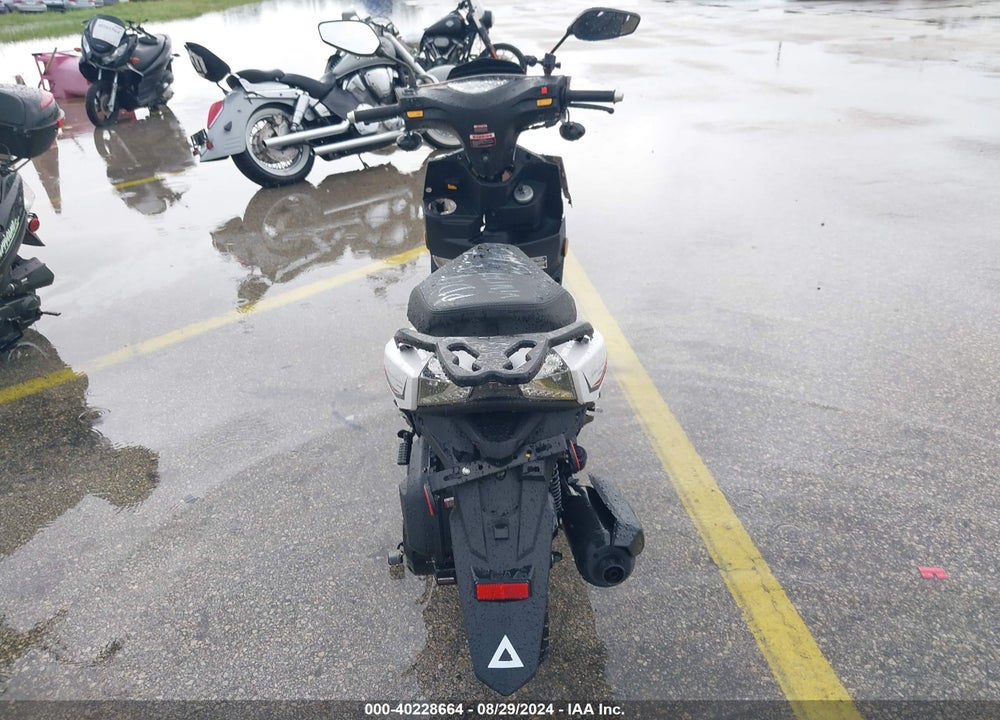 2023 SCOOTER KAIK 149CC VIN: LFETCKNK2P1001755