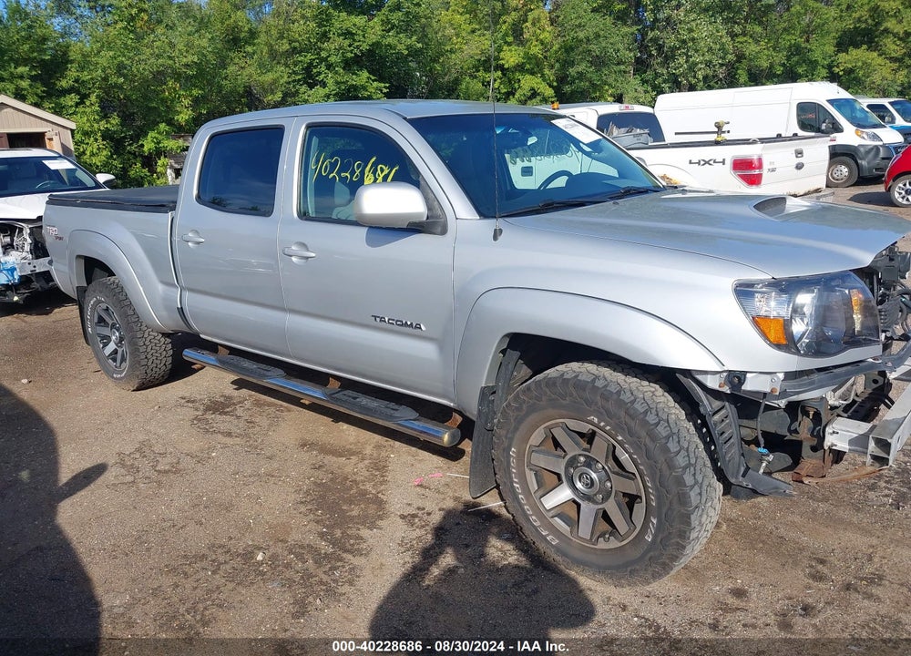 2011 TOYOTA TACOMA BASE V6 VIN: 3TMMU4FN4BM032577