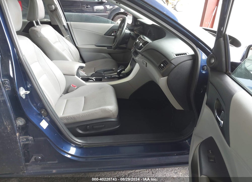 2013 HONDA ACCORD EX-L VIN: 1HGCR2F89DA150797
