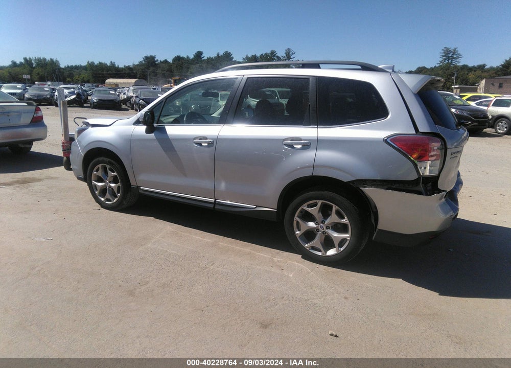 2018 SUBARU FORESTER 2.5I TOURING VIN: JF2SJAWCXJH546998