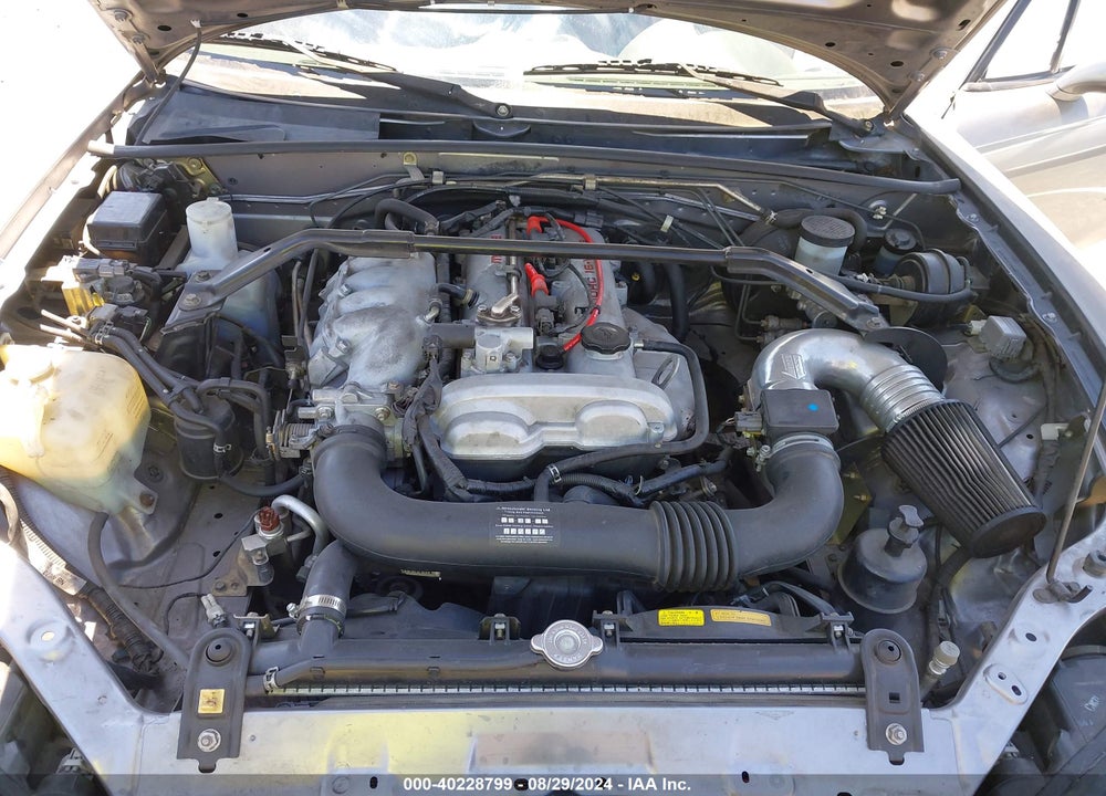2002 MAZDA MX-5 MIATA CLOTH/LS/SE VIN: JM1NB353120228984