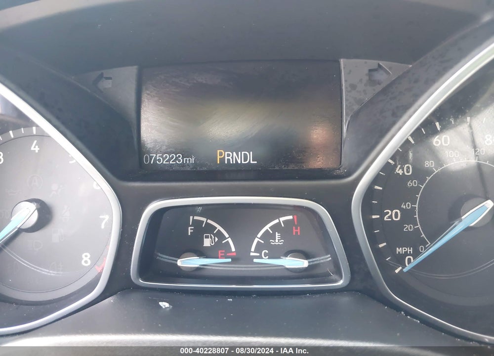 2017 FORD FOCUS VIN: 1FADP3F23HL295439