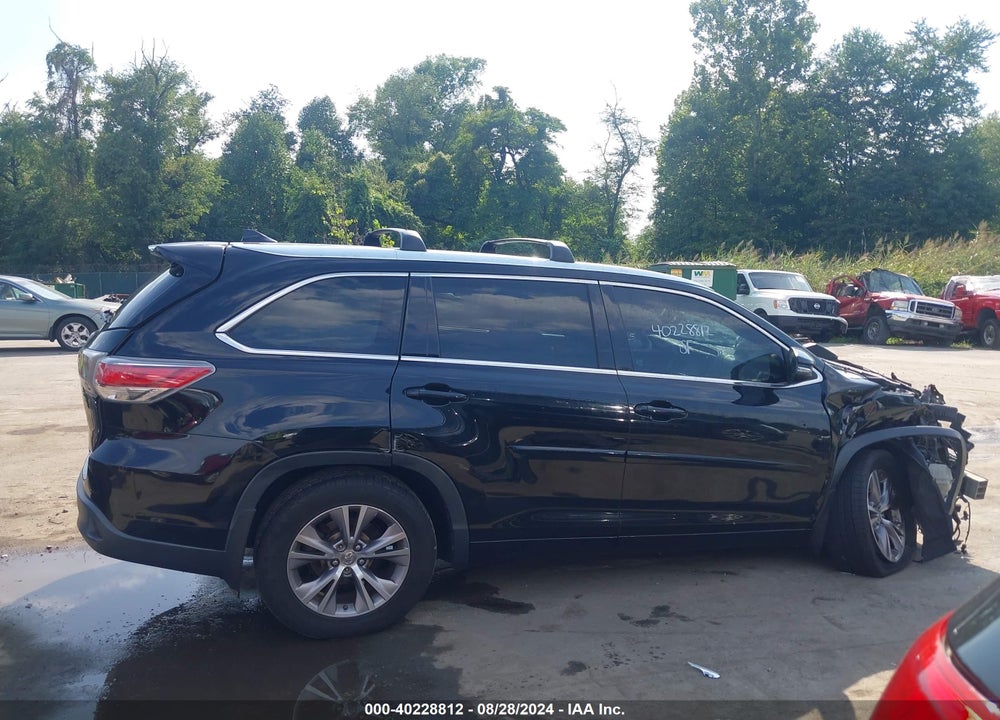 2015 TOYOTA HIGHLANDER XLE V6 VIN: 5TDJKRFH9FS114195