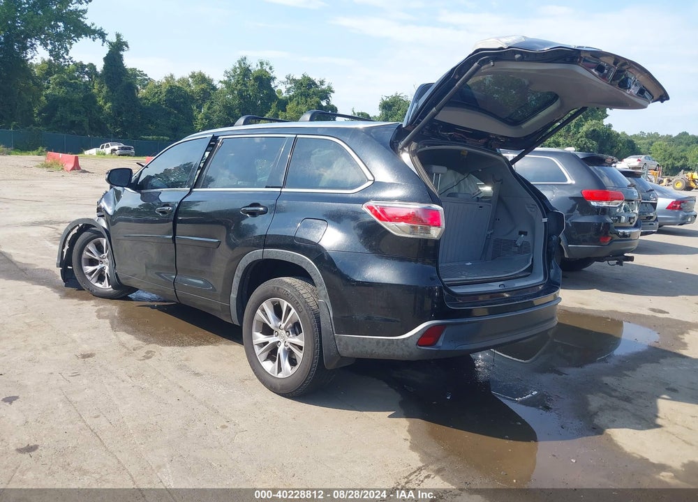 2015 TOYOTA HIGHLANDER XLE V6 VIN: 5TDJKRFH9FS114195