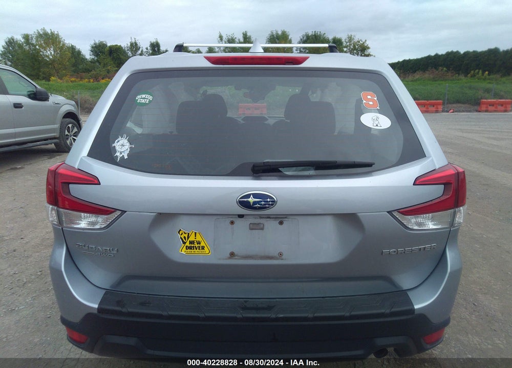 2019 SUBARU FORESTER VIN: JF2SKAAC3KH490618
