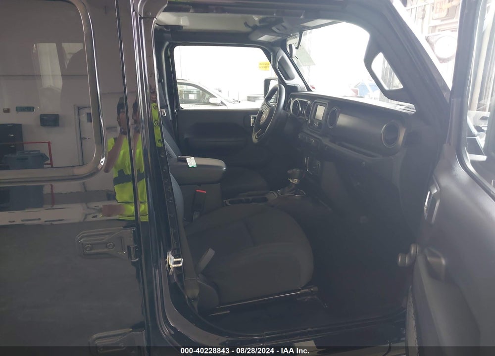 2021 JEEP WRANGLER UNLIMITED SPORT 4X4 VIN: 1C4HJXDM0MW746697