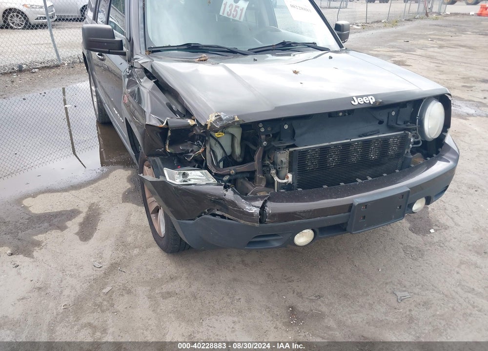 2014 JEEP PATRIOT LATITUDE VIN: 1C4NJPFA3ED660660