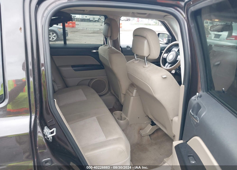 2014 JEEP PATRIOT LATITUDE VIN: 1C4NJPFA3ED660660