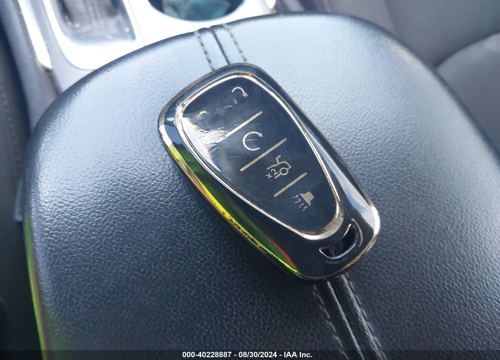 2020 CHEVROLET MALIBU FWD LT VIN: 1G1ZD5ST4LF030855