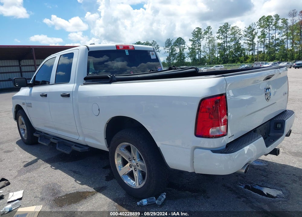 2015 RAM 1500 EXPRESS VIN: 1C6RR7FT1FS739485