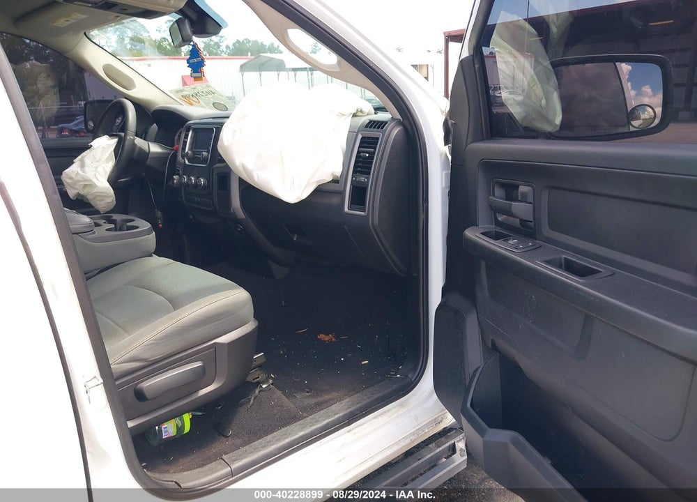 2015 RAM 1500 EXPRESS VIN: 1C6RR7FT1FS739485