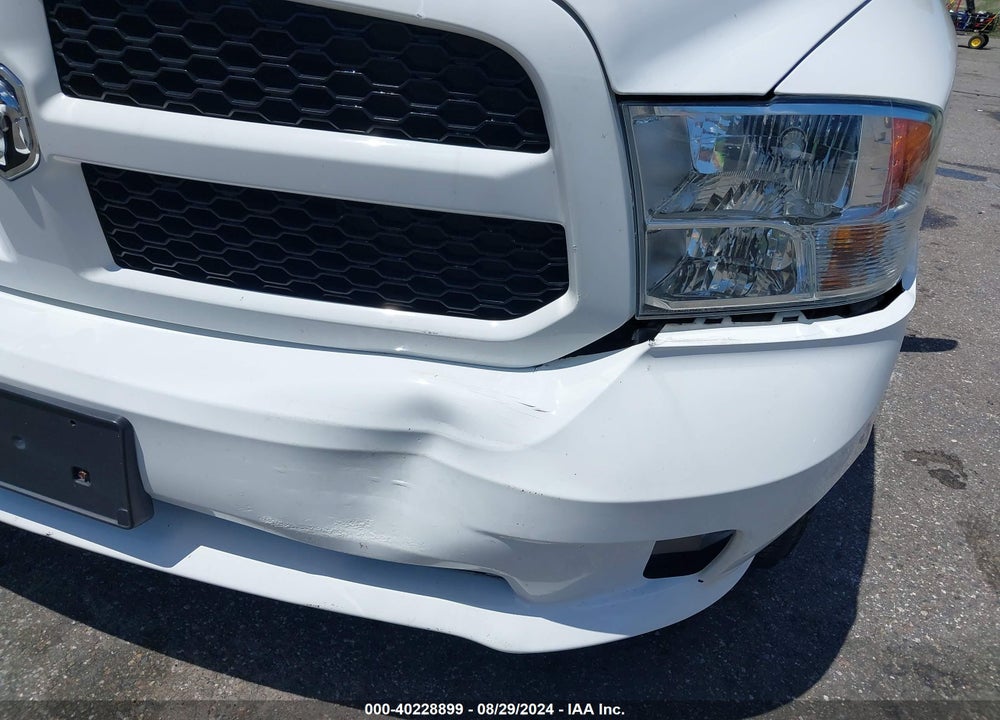 2015 RAM 1500 EXPRESS VIN: 1C6RR7FT1FS739485