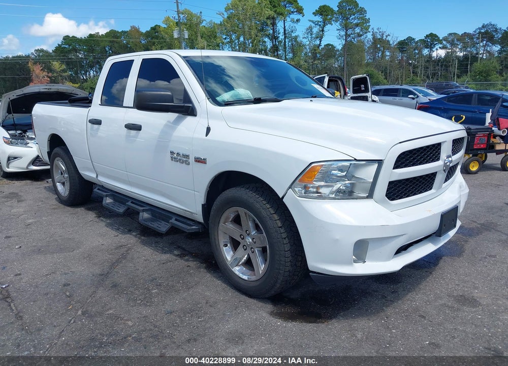 2015 RAM 1500 EXPRESS VIN: 1C6RR7FT1FS739485