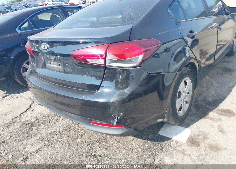 2017 KIA FORTE LX VIN: 3KPFK4A73HE104959
