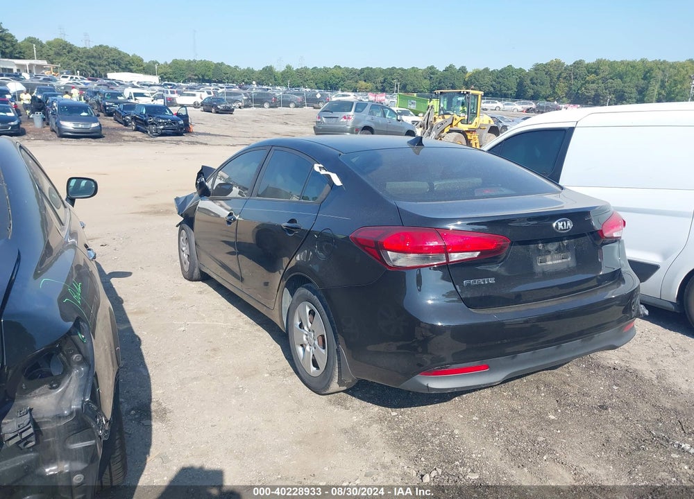 2017 KIA FORTE LX VIN: 3KPFK4A73HE104959