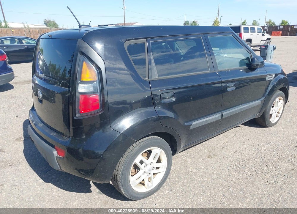 2010 KIA SOUL VIN: KNDJT2A27A7042164