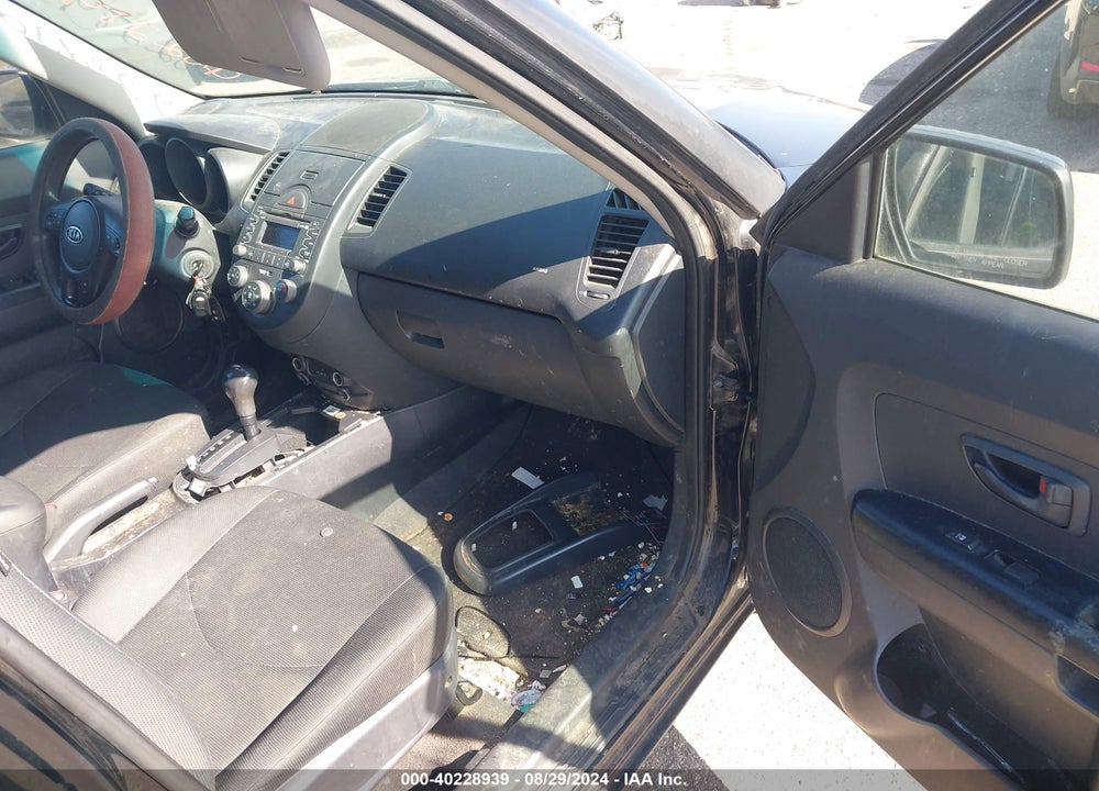 2010 KIA SOUL VIN: KNDJT2A27A7042164