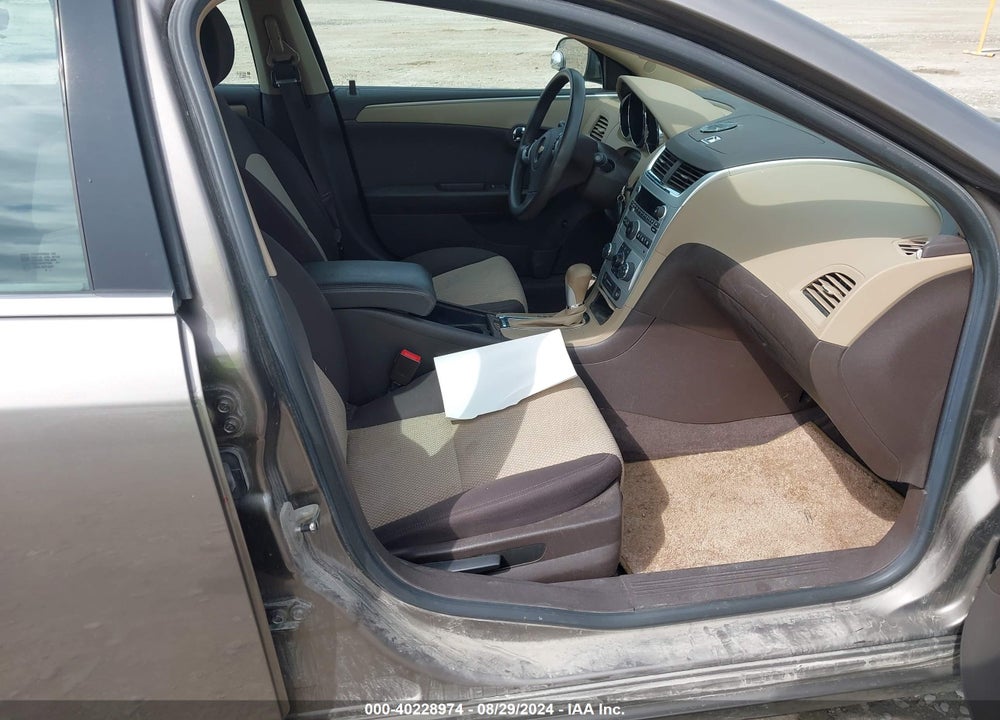 2011 CHEVROLET MALIBU LS VIN: 1G1ZB5E10BF268880