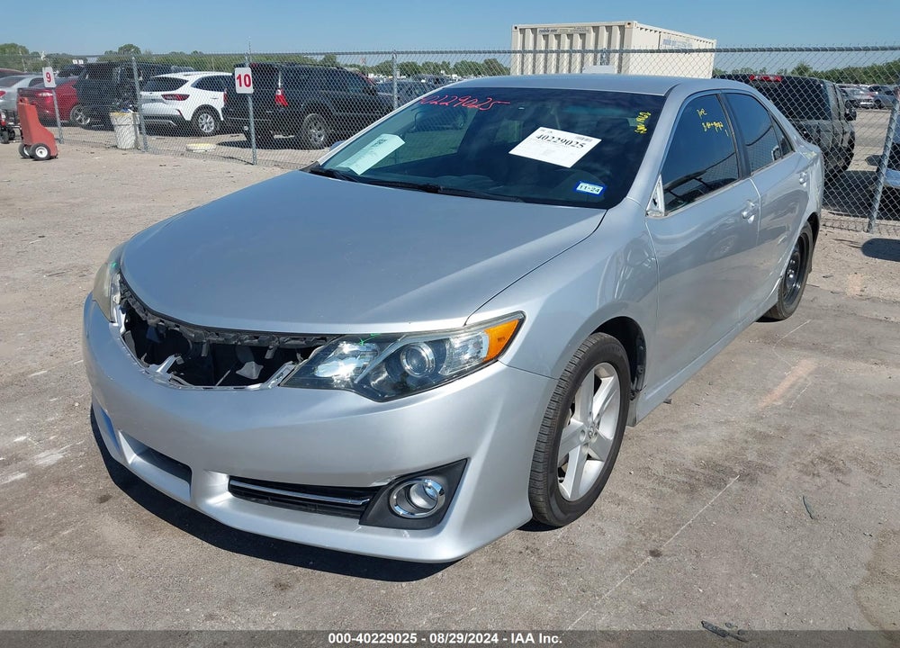 2014 TOYOTA CAMRY SE VIN: 4T1BF1FK6EU310140