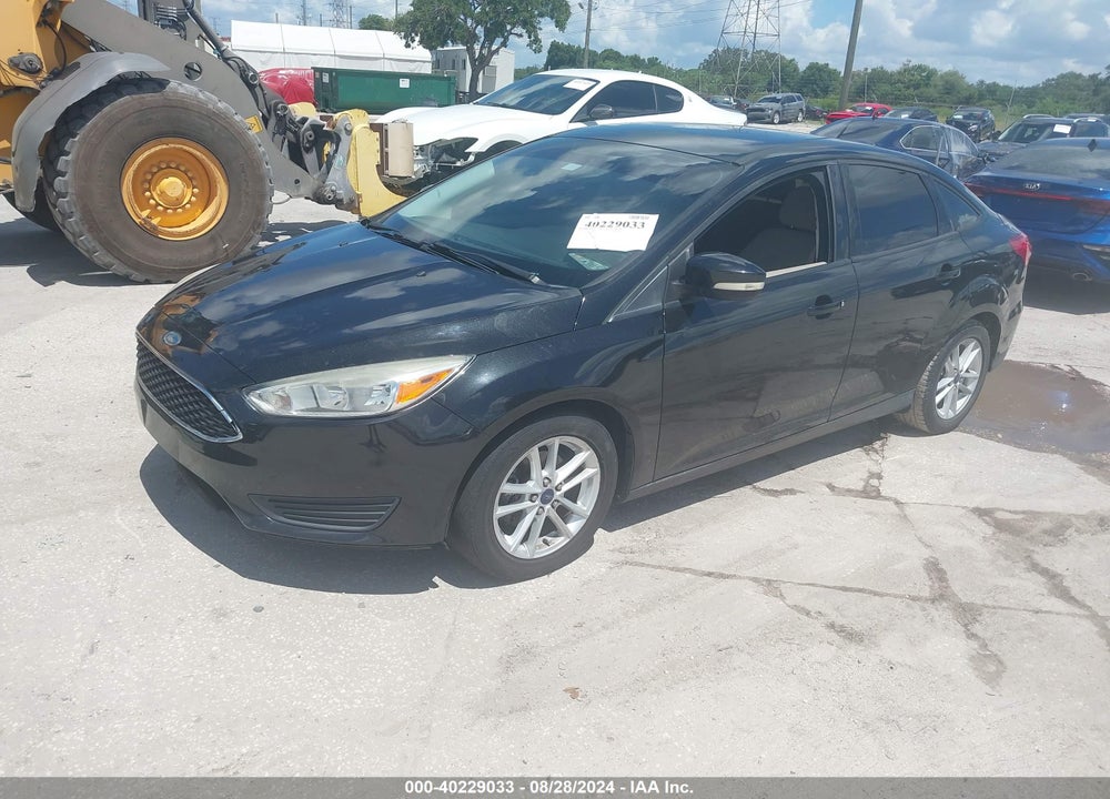 2015 FORD FOCUS SE VIN: 1FADP3F25FL207679