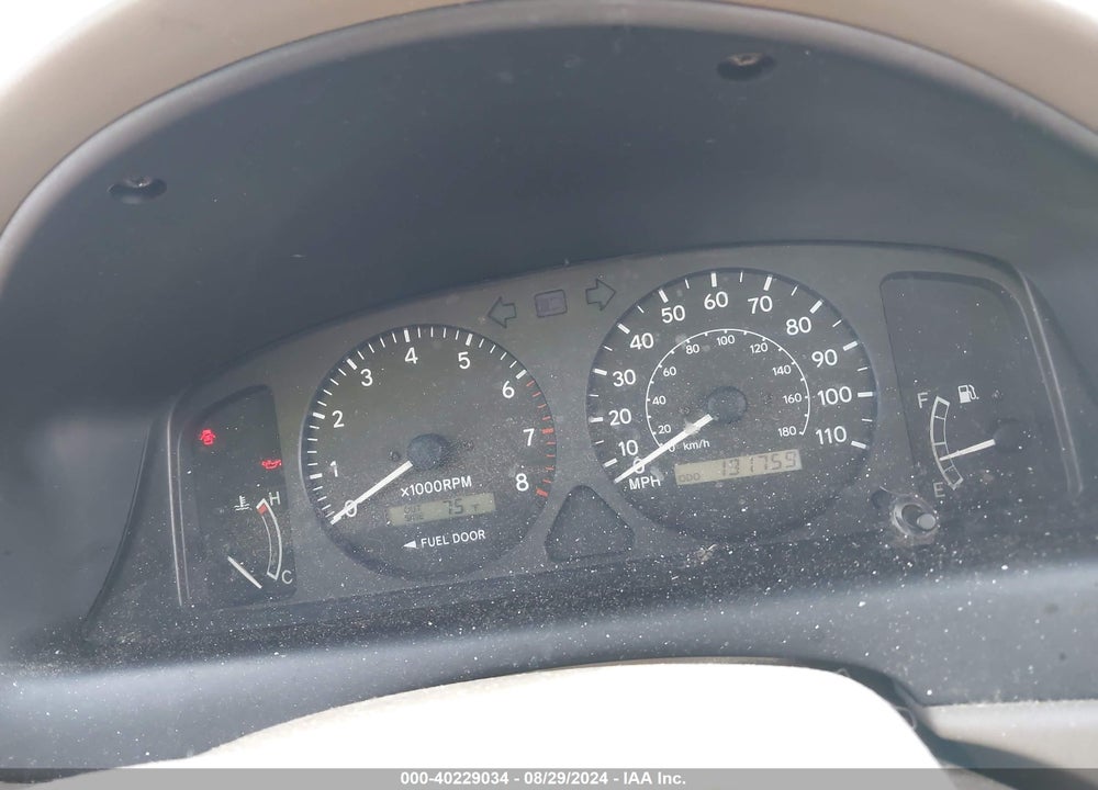 2001 TOYOTA COROLLA LE VIN: 2T1BR12E61C510342