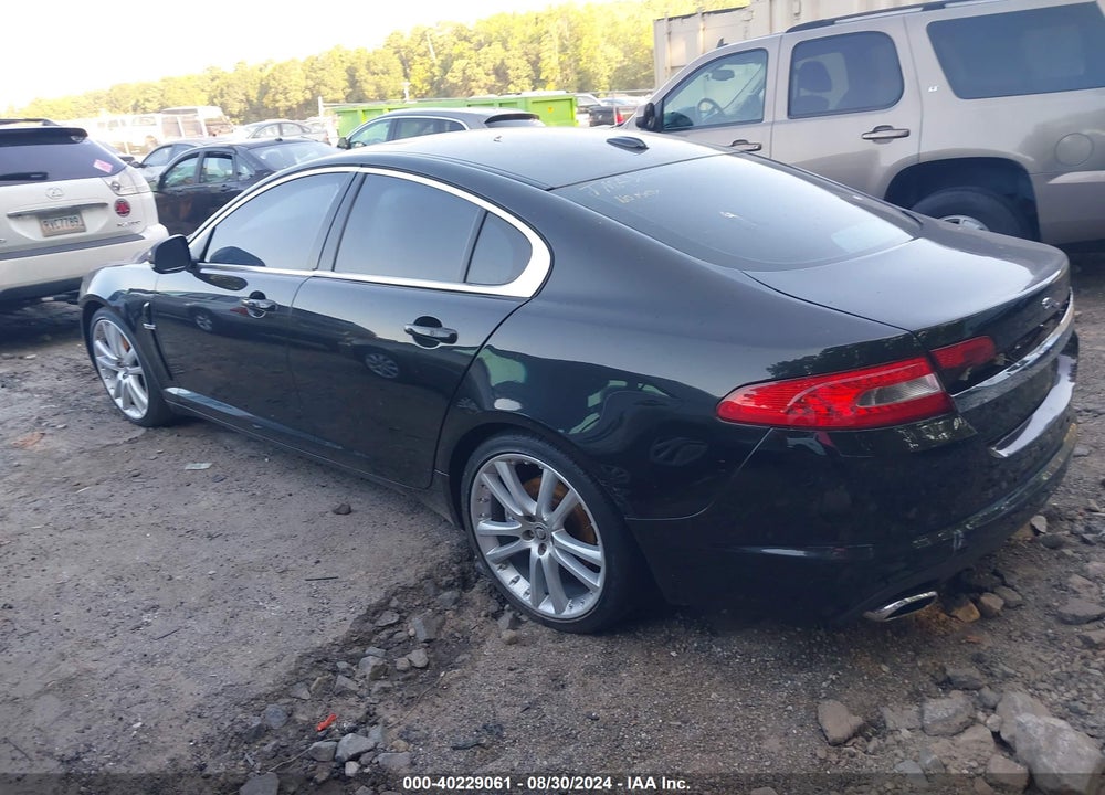 2011 JAGUAR XF PREMIUM VIN: SAJWA0GB0BLR89385