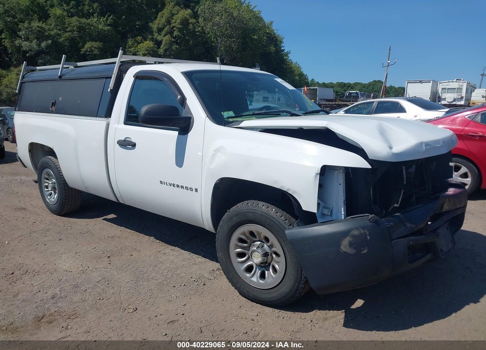 2007 CHEVROLET SILVERADO 1500 WORK TRUCK VIN: 1GCEC14C07E528352