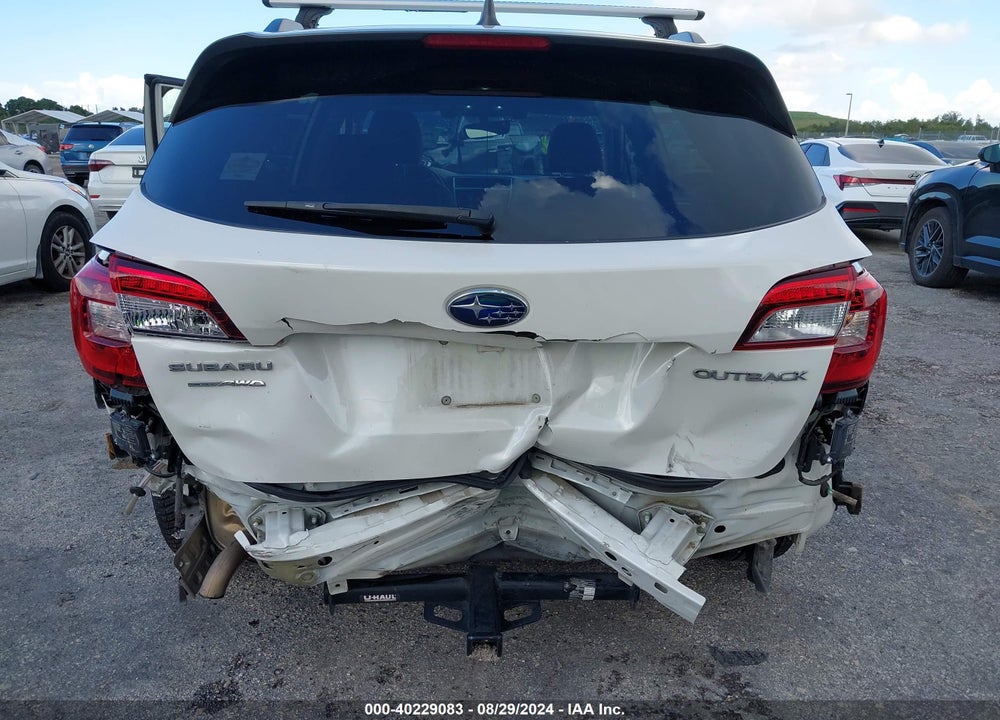2018 SUBARU OUTBACK 2.5I TOURING VIN: 4S4BSATC9J3340421